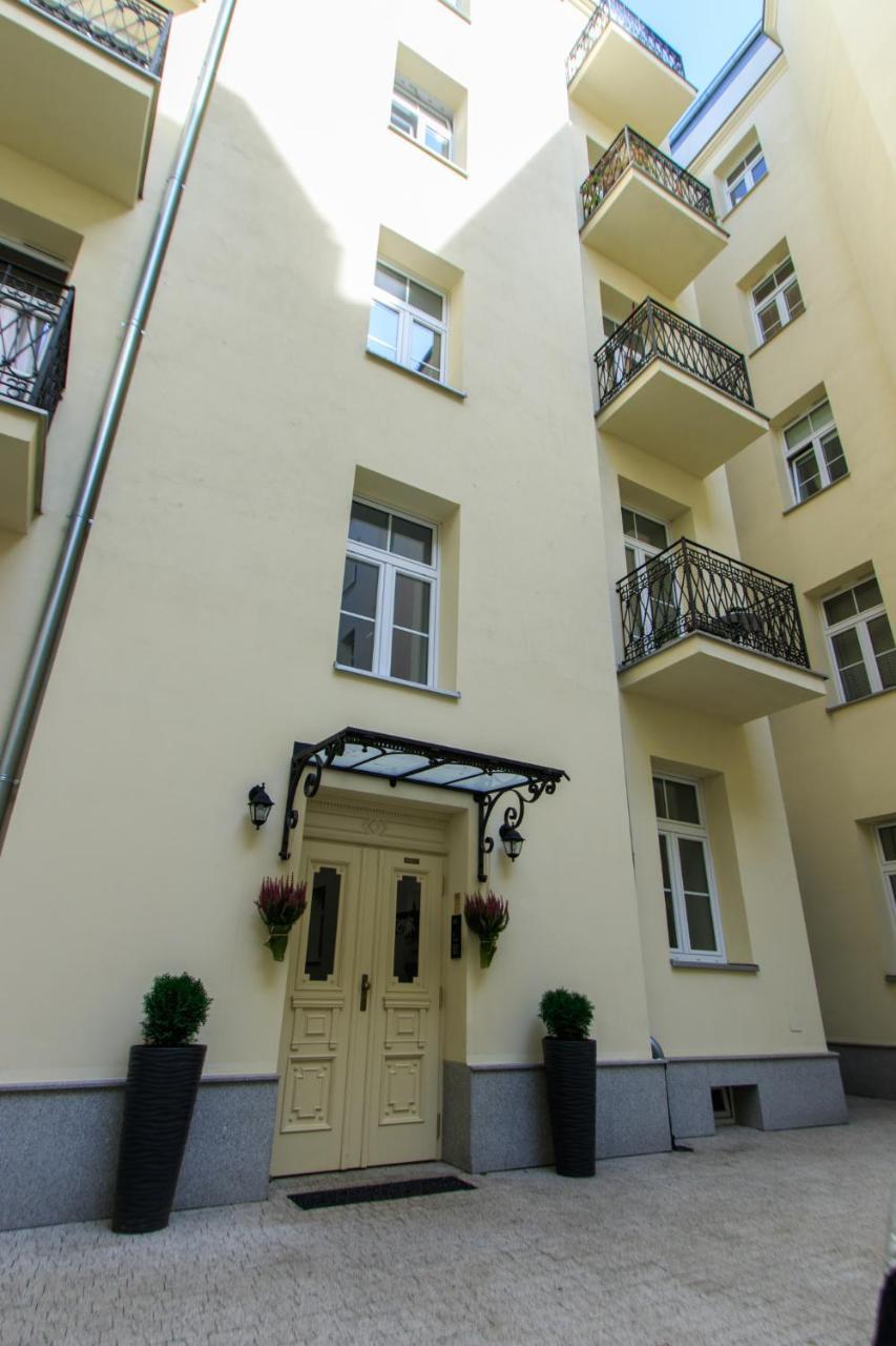 Rental Apartments Wilcza وارسو المظهر الخارجي الصورة
