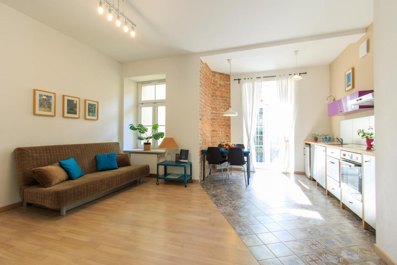 Rental Apartments Wilcza وارسو المظهر الخارجي الصورة