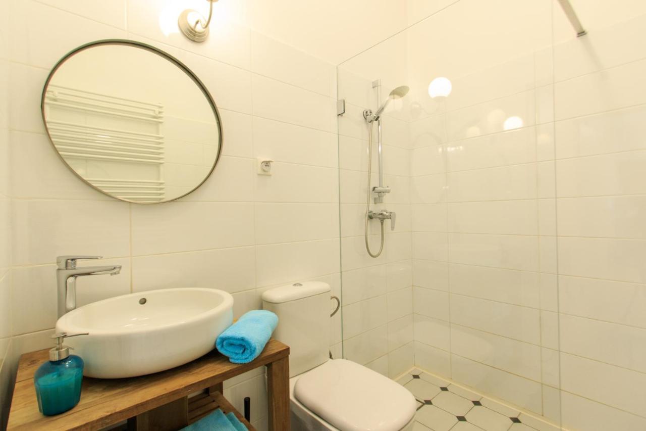 Rental Apartments Wilcza وارسو المظهر الخارجي الصورة
